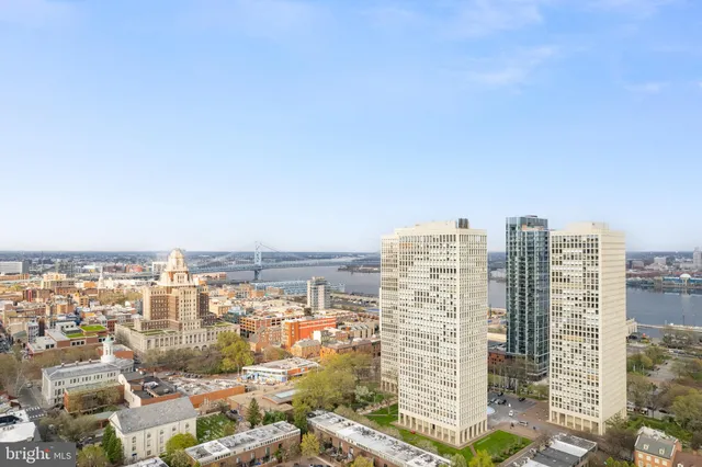 $2,295 | 200 Locust Street, Unit 27FN, Philadelphia, PA 19106