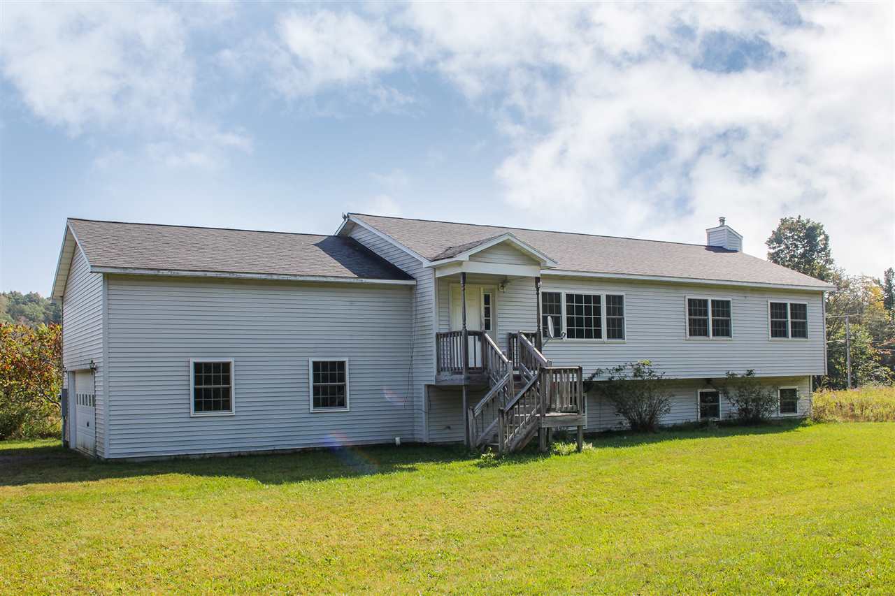 949 Lake Road Milton, VT 05468 - Photo 2 of 31