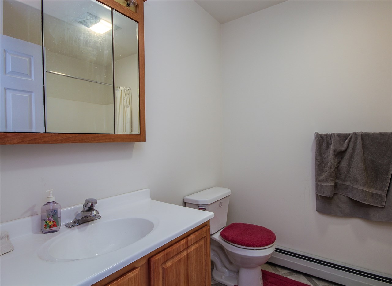 949 Lake Road Milton, VT 05468 - Photo 14 of 31