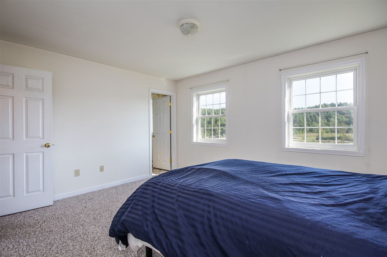 949 Lake Road Milton, VT 05468 - Photo 17 of 31