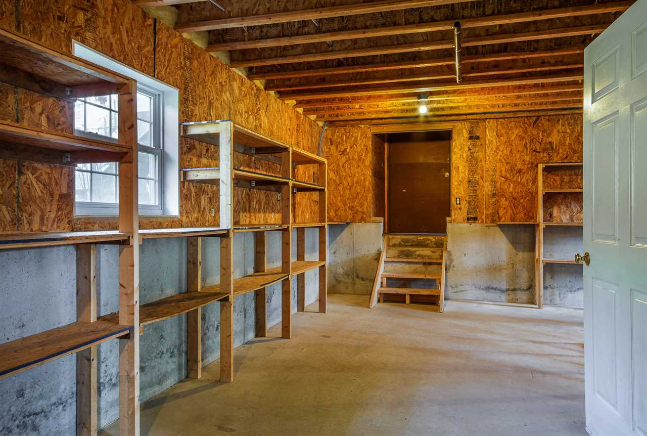 949 Lake Road Milton, VT 05468 - Photo 27 of 31