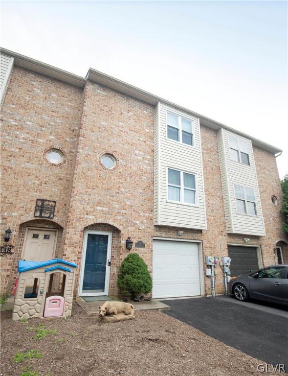 340 West 2nd Street Alburtis, PA 18011 - Photo 1 of 28