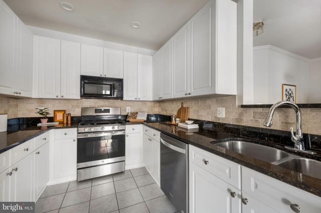 $500,100 | 8183 Carnegie Hall Court, Unit 107, Vienna, VA 22180