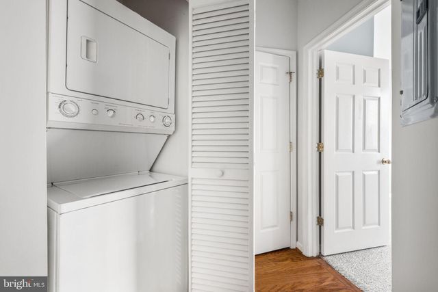 $500,100 | 8183 Carnegie Hall Court, Unit 107, Vienna, VA 22180