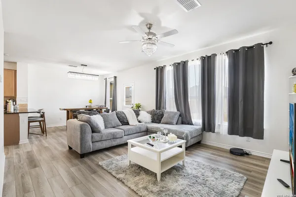 $1,850 | 9419 Platte Place, San Antonio, TX 78221