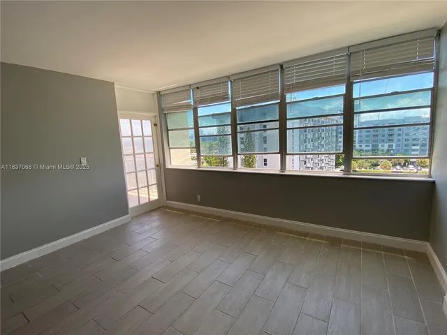 $189,000 | 2025 Northeast 164th Street, Unit 807, North Miami Beach, FL 33162