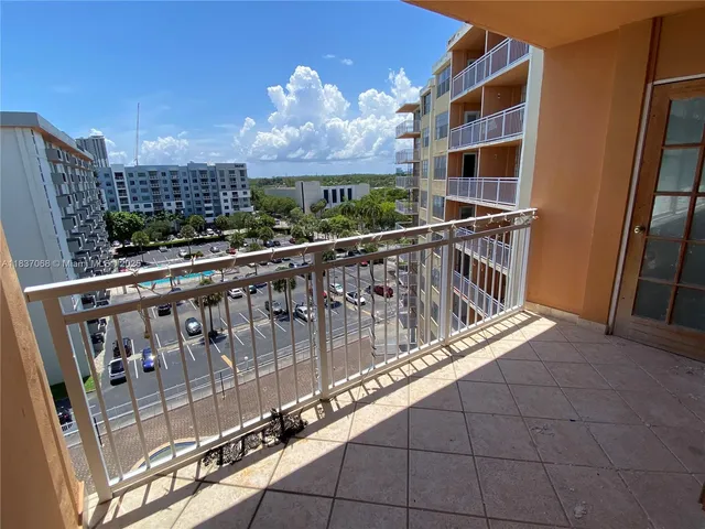 $189,000 | 2025 Northeast 164th Street, Unit 807, North Miami Beach, FL 33162