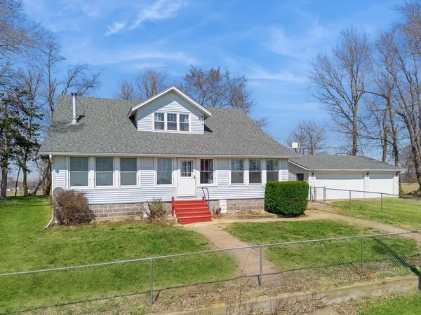 $415,000 | 266 Hoover Highway, Lowden, IA 52255