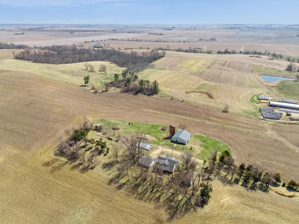 $415,000 | 266 Hoover Highway, Lowden, IA 52255