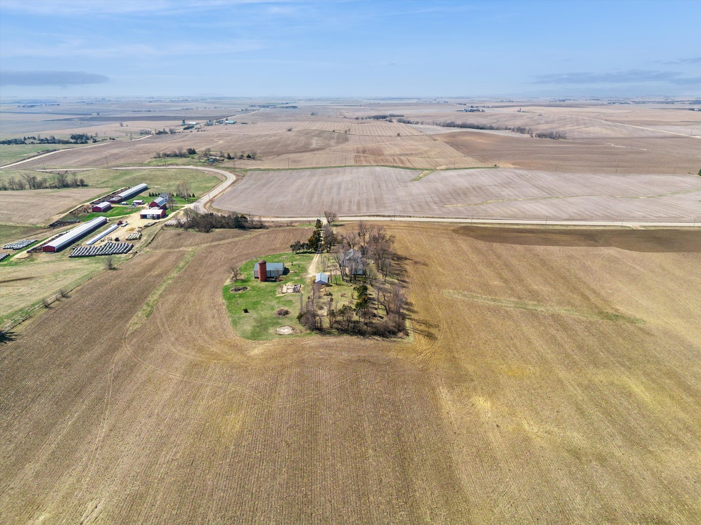 266 Hoover Highway Lowden, IA 52255 - Photo 14 of 50