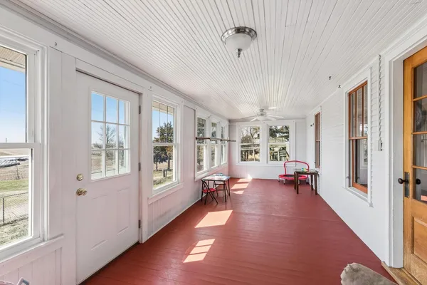 $415,000 | 266 Hoover Highway, Lowden, IA 52255