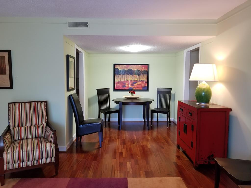 321 Laurens Street Southwest Aiken, SC 29801 - Photo 3 of 12 Dining Room