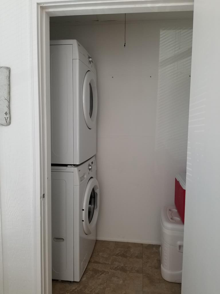 321 Laurens Street Southwest Aiken, SC 29801 - Photo 5 of 12 Laundry