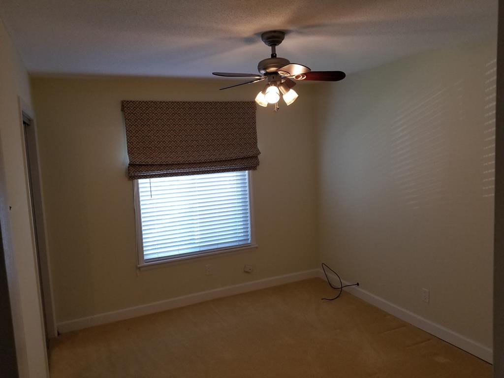 321 Laurens Street Southwest Aiken, SC 29801 - Photo 8 of 12 Guest Bedroom
