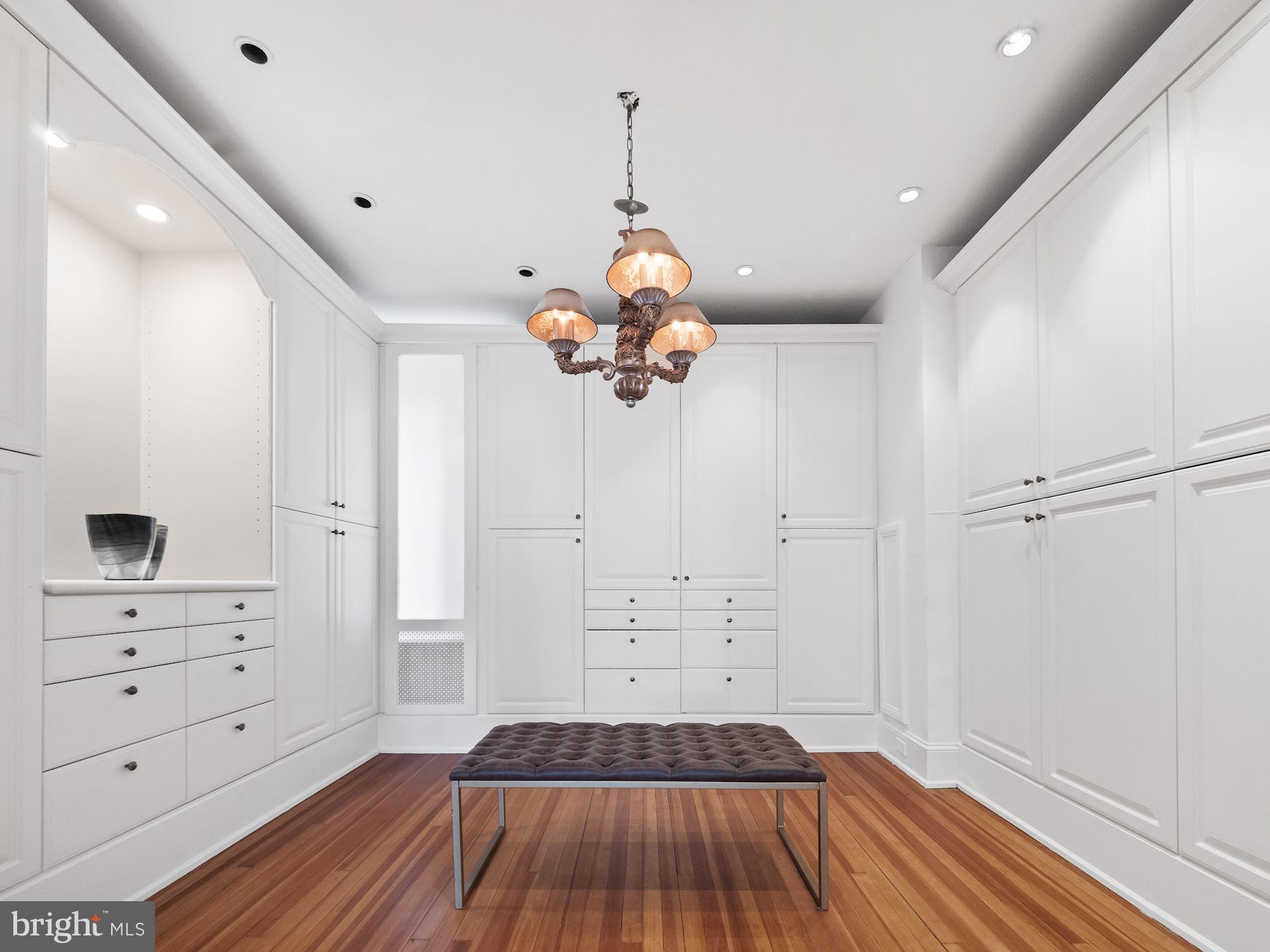 2137 R Street Northwest Washington, DC 20008 - Photo 26 of 43