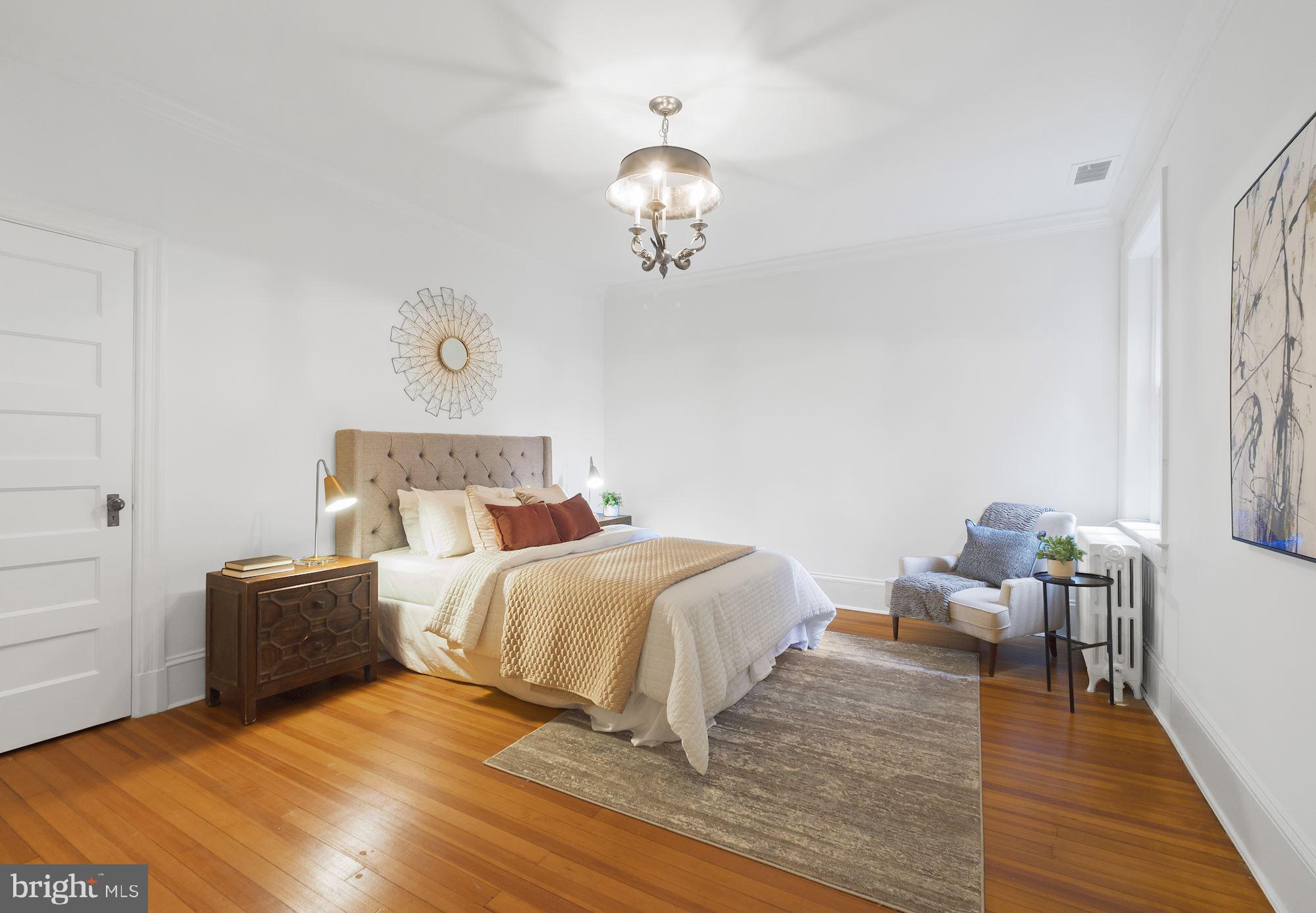 2137 R Street Northwest Washington, DC 20008 - Photo 28 of 43