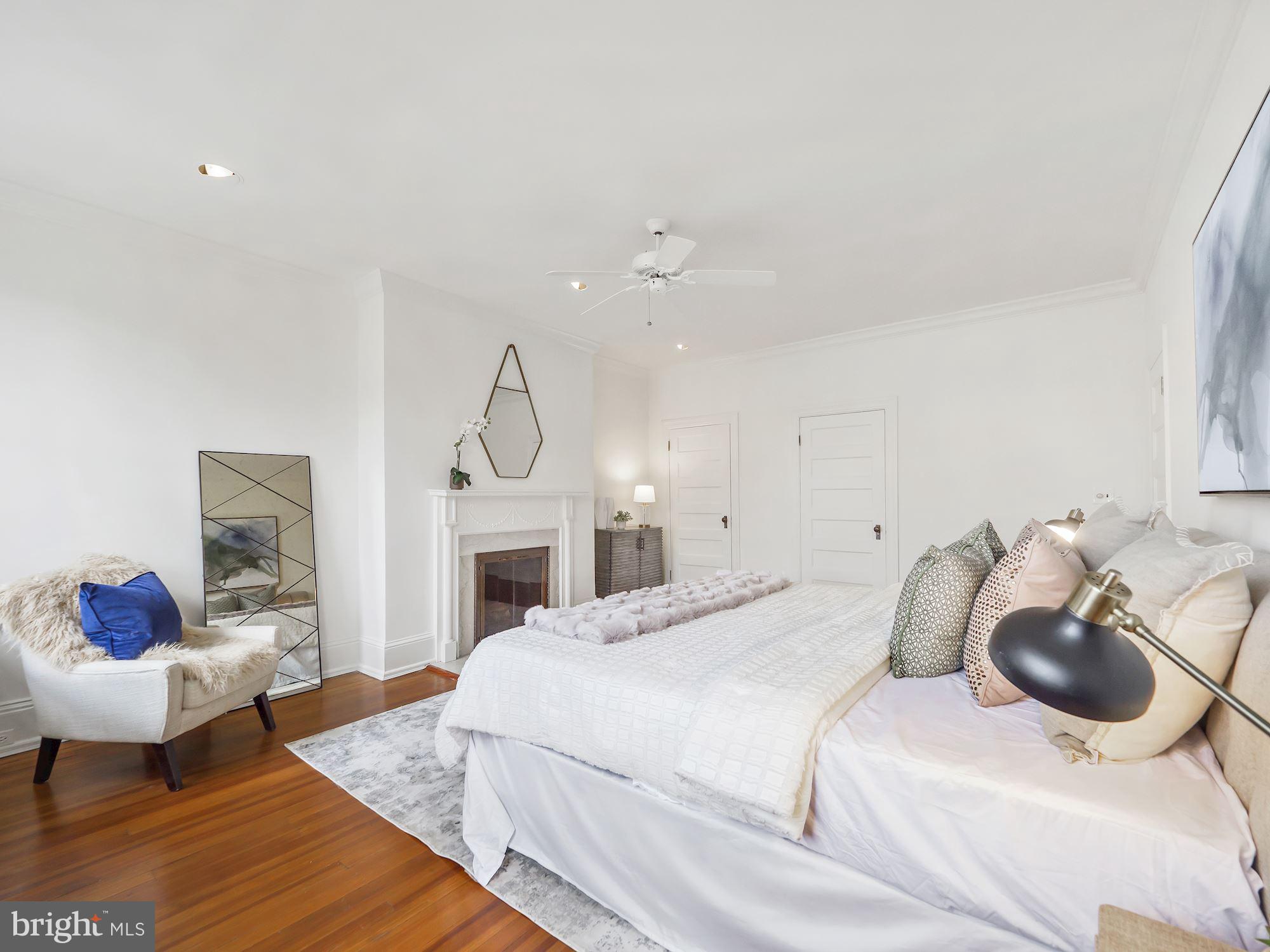 2137 R Street Northwest Washington, DC 20008 - Photo 35 of 43