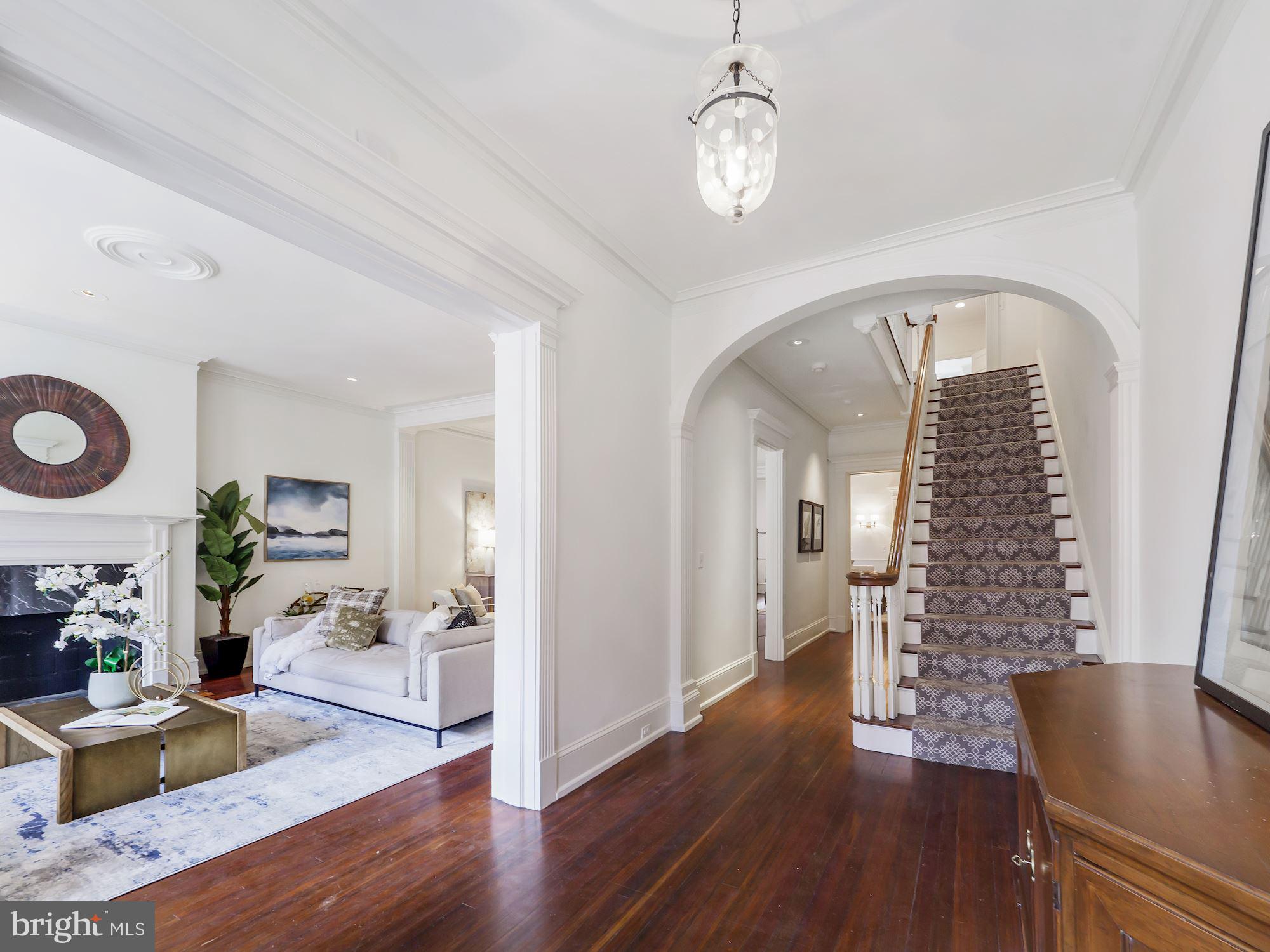 2137 R Street Northwest Washington, DC 20008 - Photo 36 of 43