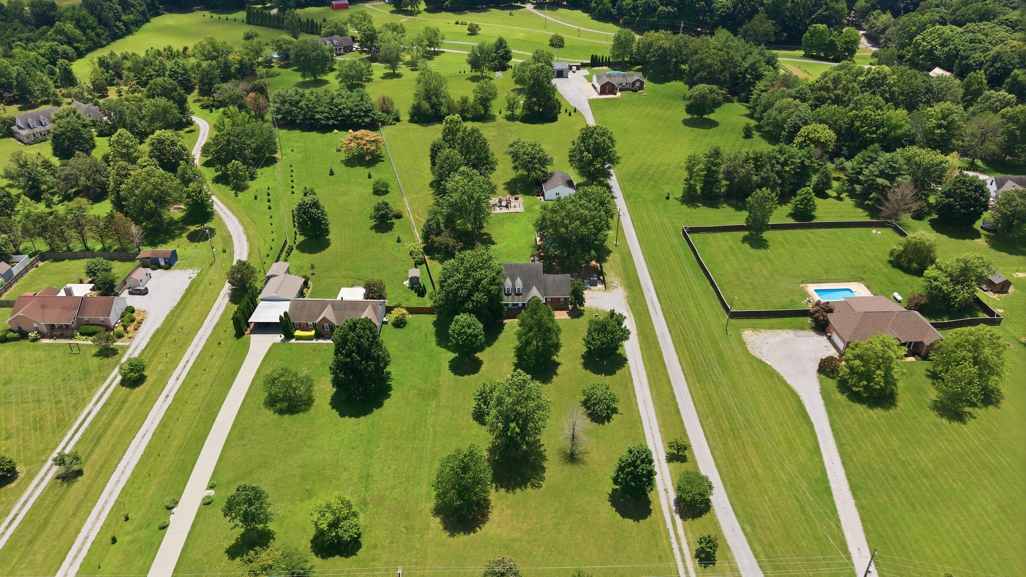 7301 West Cook Road Springfield, TN 37172 - Photo 1 of 48