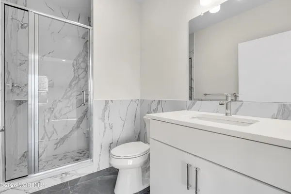$2,800 | 19 Carr Avenue, Unit 303, Keansburg, NJ 07734
