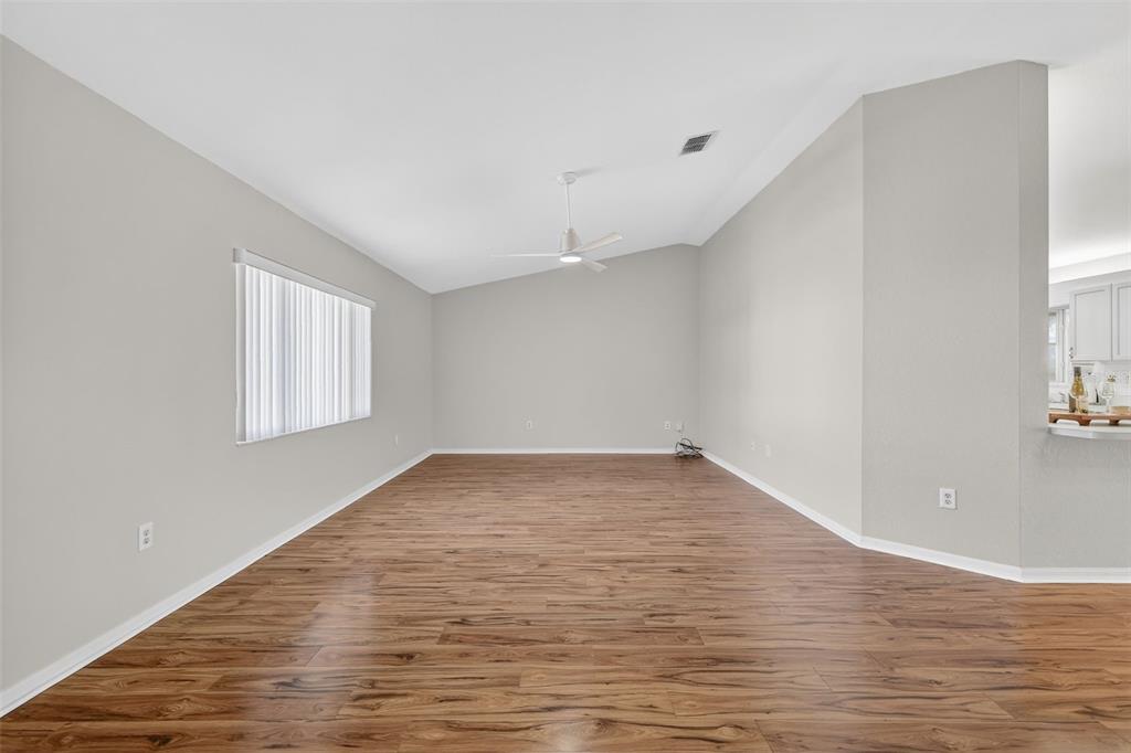 9050 Southeast 135th Loop Summerfield, FL 34491 - Photo 10 of 29
