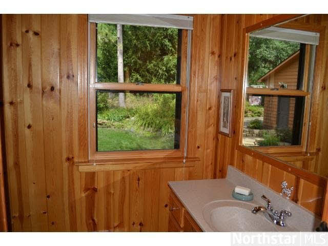 1008 Riverside Drive North Hudson, WI 54016 - Photo 14 of 18 Gallery Image 14