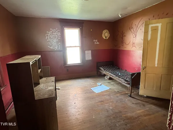 $49,900 | 204 10th Street Northwest, Norton, VA 24273