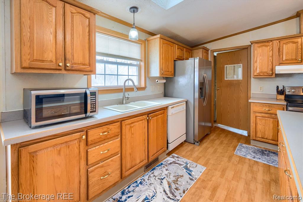 8247 Center Road Mount Morris, MI 48458 - Photo 18 of 46