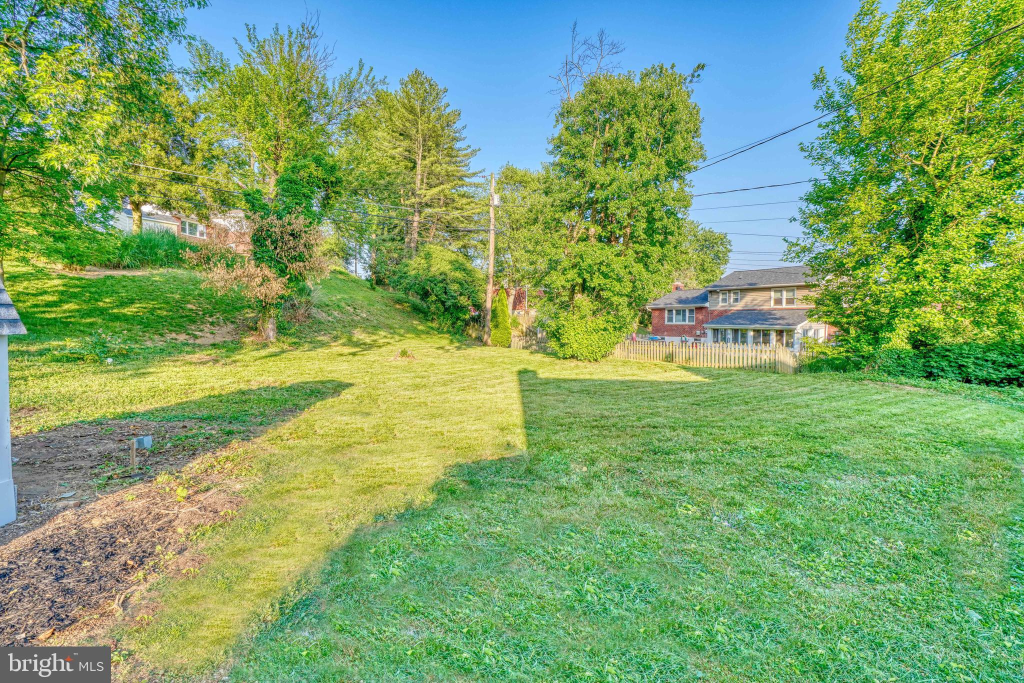 703 Shelley Road Towson, MD 21286 - Photo 38 of 40 large rear yard