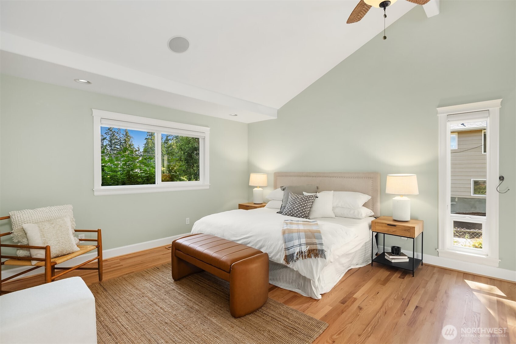 10710 Northeast 190th Street Bothell, WA 98011 - Photo 23 of 37