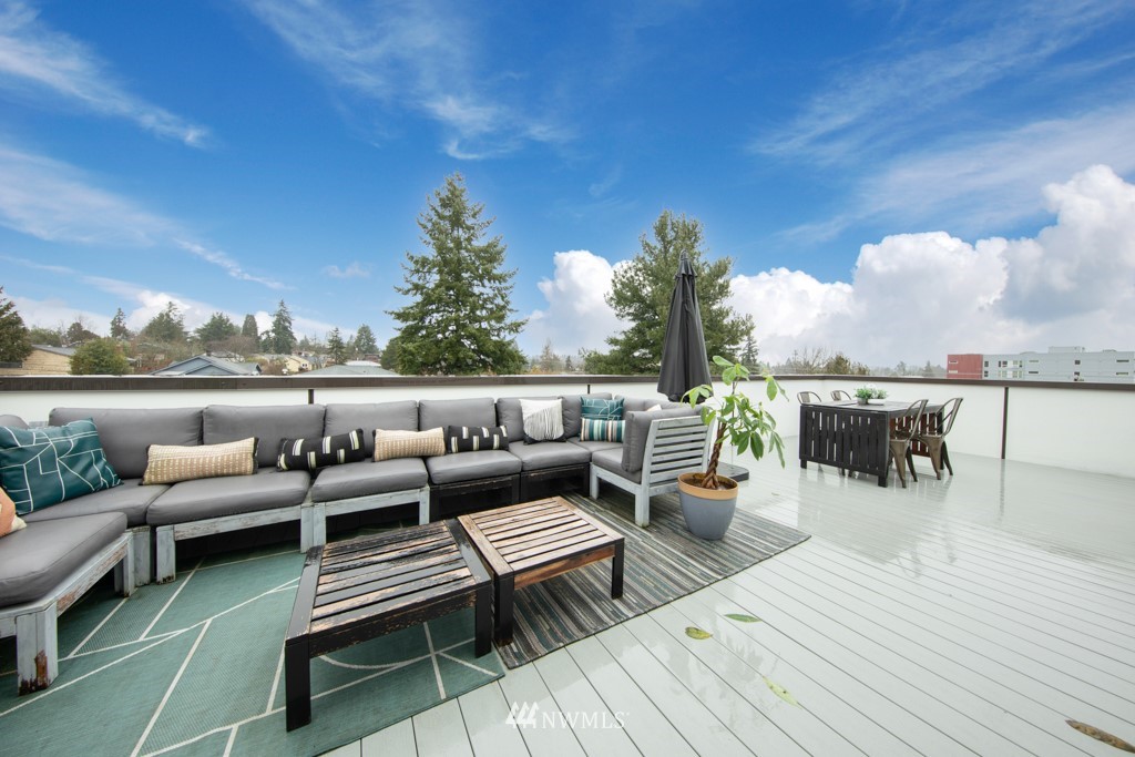 744 North 95th Street, Unit B Seattle, WA 98103 - Photo 21 of 28 a outdoor view with a sitting space