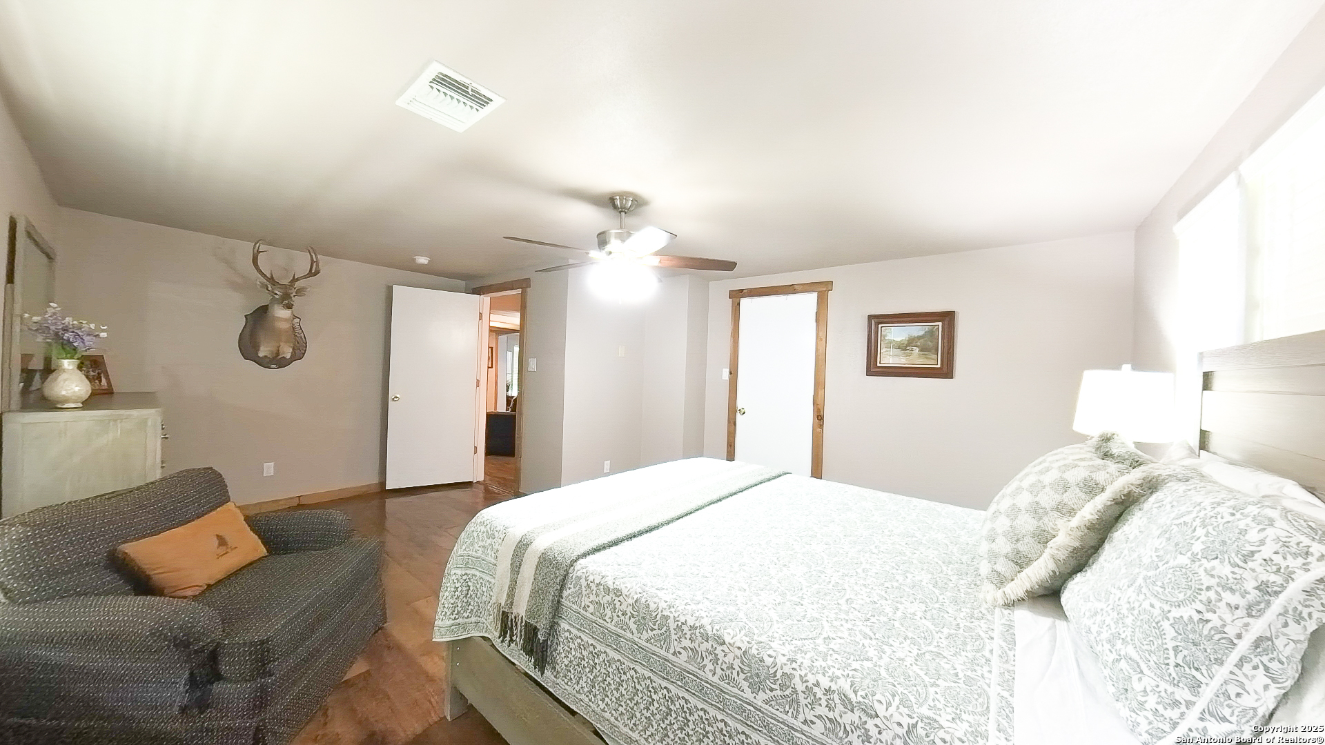 406 7th Street Bandera, TX 78003 - Photo 11 of 18