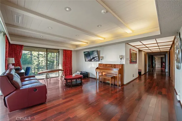 $12,000,000 | 1458 Hillcrest Avenue, Pasadena, CA 91106
