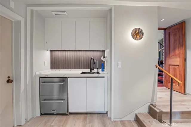 $12,000,000 | 1458 Hillcrest Avenue, Pasadena, CA 91106