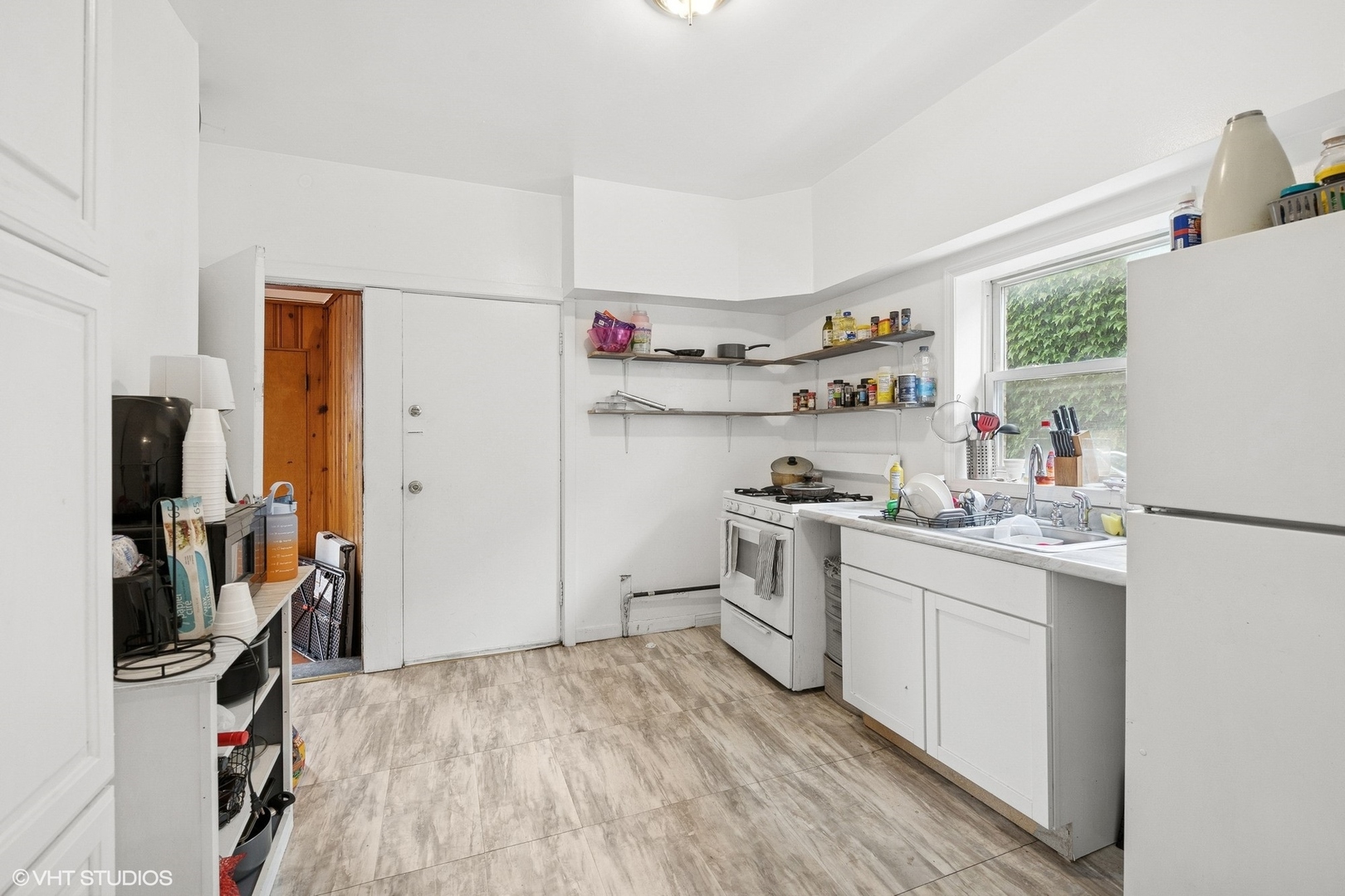 1715 North Meade Avenue Chicago, IL 60639 - Photo 7 of 24