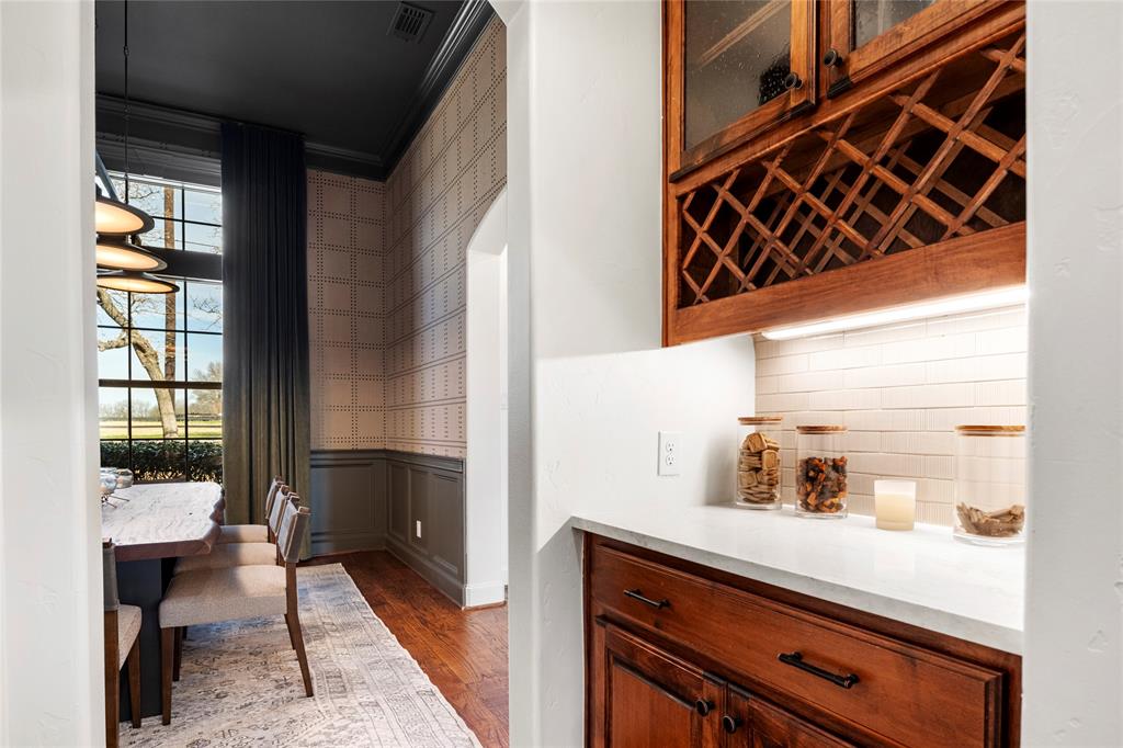 700 Frenchtown Road Argyle, TX 76226 - Photo 9 of 40 Butlers Pantry area