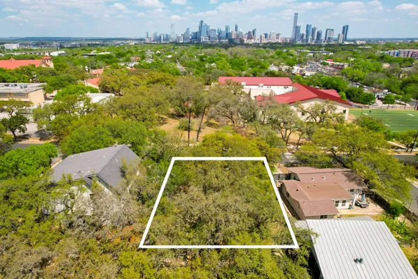 $515,777 | 703 Herndon Lane, Austin, TX 78704