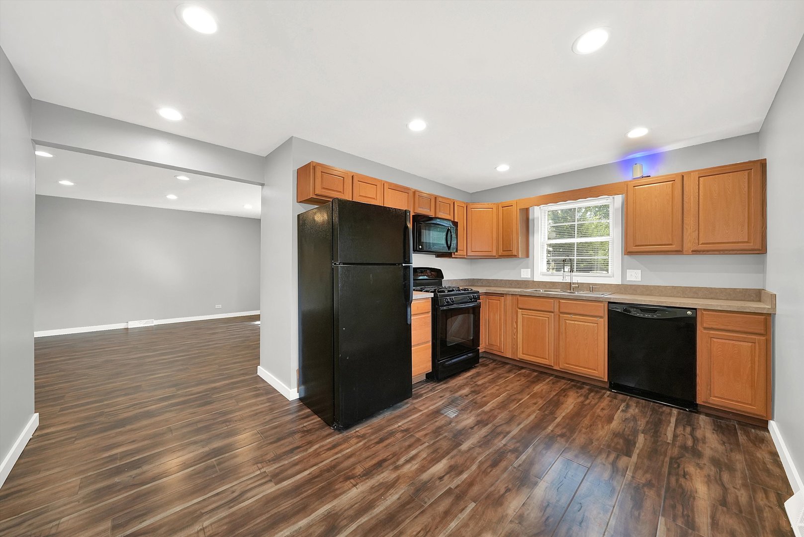3932 153rd Street Midlothian, IL 60445 - Photo 13 of 44
