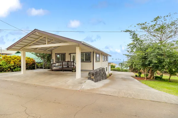 $850,000 | 44-409 Hoolokahi Street, Honokaa, HI 96727