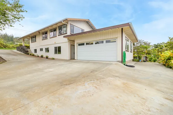 $799,000 | 44-409 Hoolokahi Street, Honokaa, HI 96727