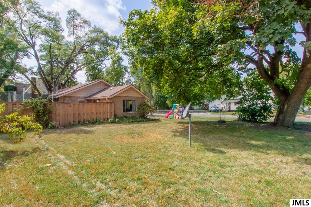 2415 Overhill Road Jackson, MI 49203 - Photo 3 of 17 Photo 3