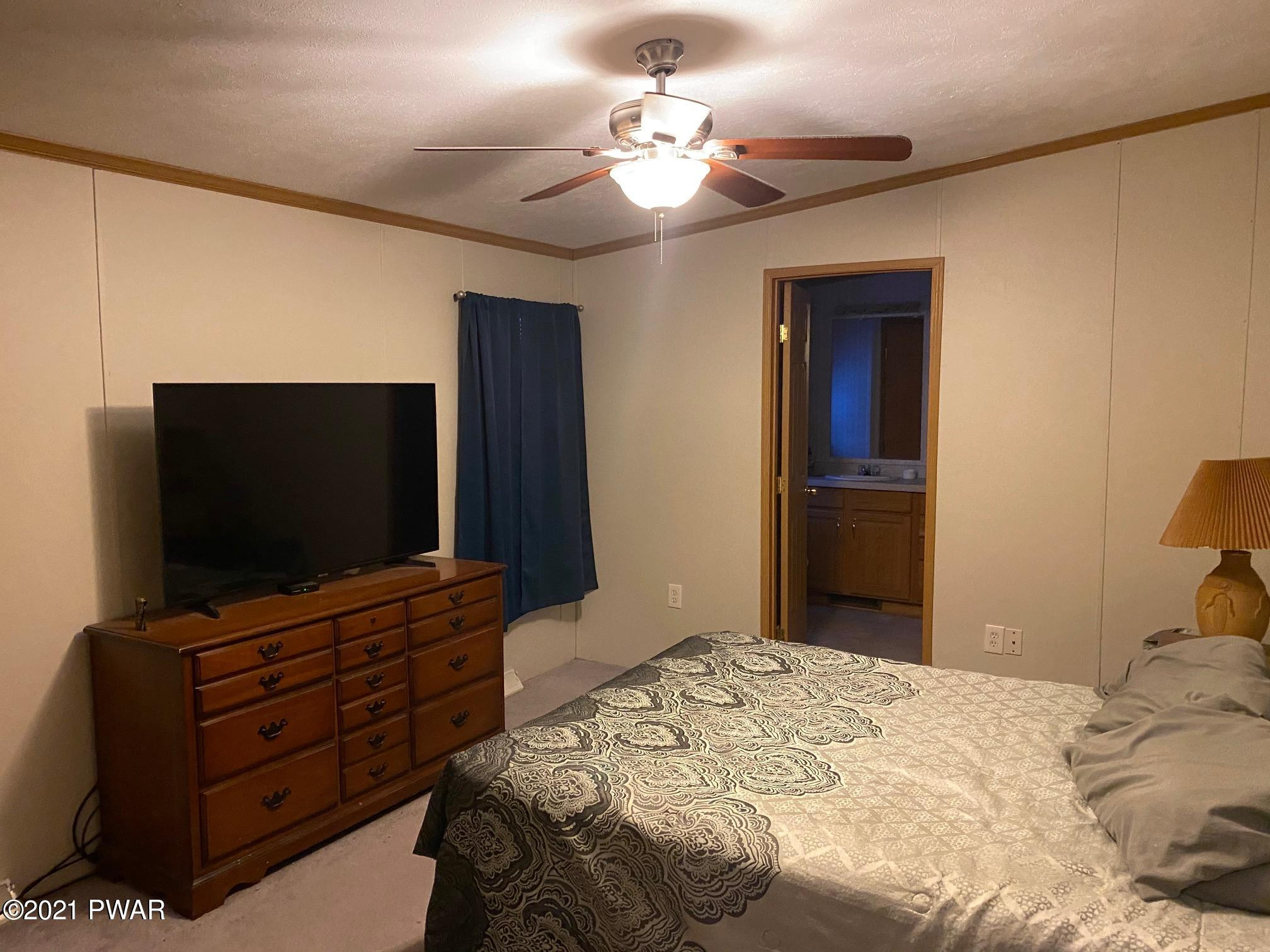 25 Bayly Road Honesdale, PA 18431 - Photo 9 of 14