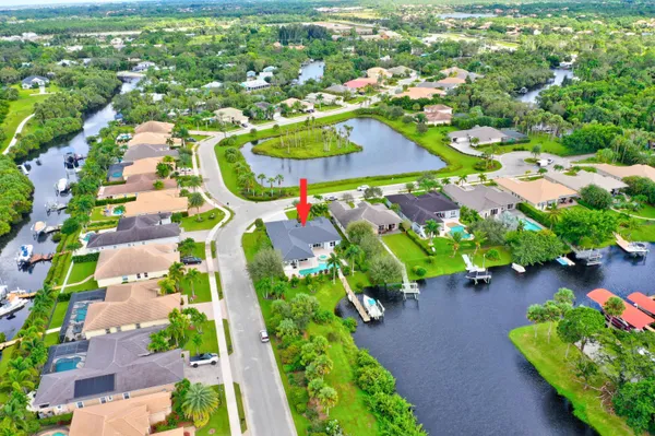 $1,895,000 | 7186 Southwest Quiet River Court, Stuart, FL 34997