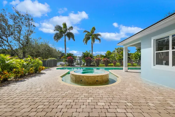 $1,895,000 | 7186 Southwest Quiet River Court, Stuart, FL 34997