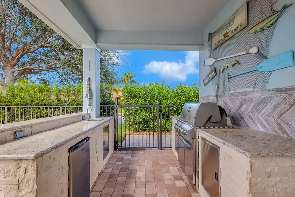 $1,895,000 | 7186 Southwest Quiet River Court, Stuart, FL 34997