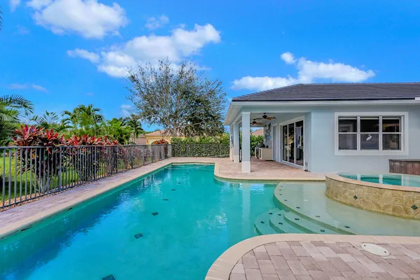$1,895,000 | 7186 Southwest Quiet River Court, Stuart, FL 34997