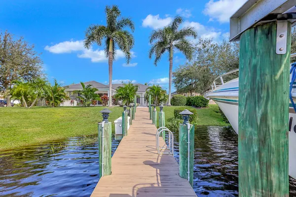 $1,895,000 | 7186 Southwest Quiet River Court, Stuart, FL 34997