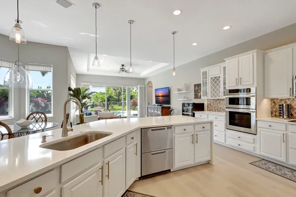 $1,895,000 | 7186 Southwest Quiet River Court, Stuart, FL 34997