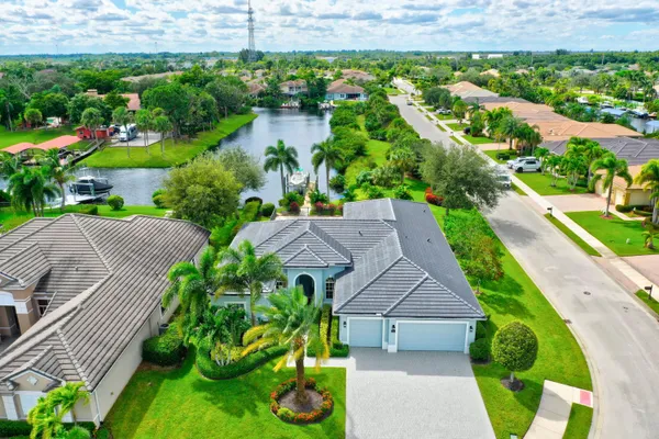 $1,895,000 | 7186 Southwest Quiet River Court, Stuart, FL 34997