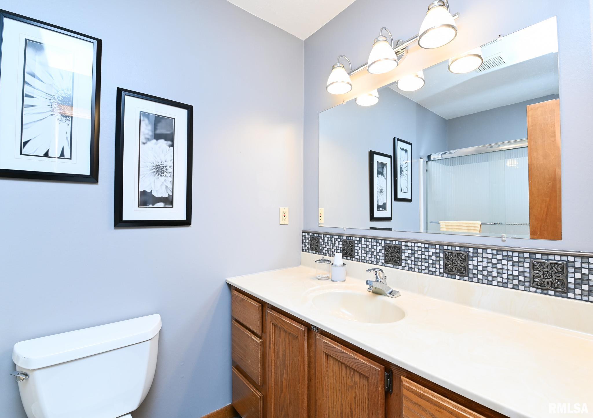 1441 Highview Road East Peoria, IL 61611 - Photo 8 of 36 Gallery Image 8